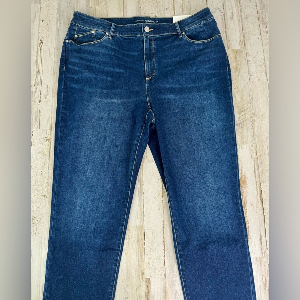 CHICO’S The Platinum Jeggings 3 Blue Denim Slim Tapered Fit NWT - Picture 3 of 10